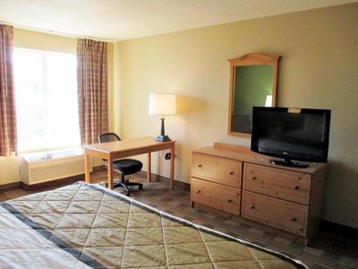 Extended Stay America - Kansas City - Country Club