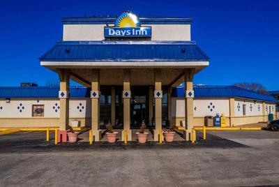 Days Inn by Wyndham Clinton OK