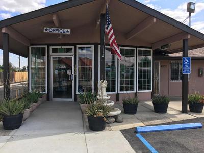 Maple Inn & Suites