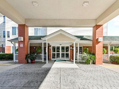 Country Inn & Suites by Radisson, Covington, LA