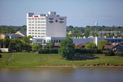 Sheraton Louisville Riverside