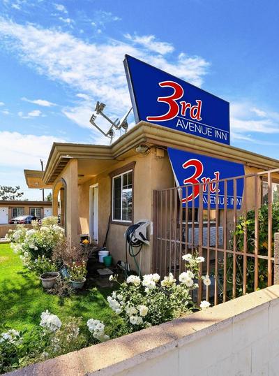 Harbor Inn & Suites La Habra