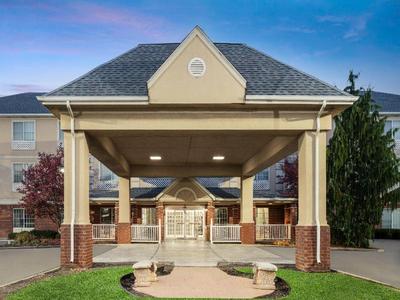 Wingate by Wyndham Mansfield OH