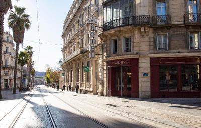 Royal Hotel