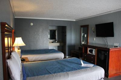 Antioch Quarters Inn