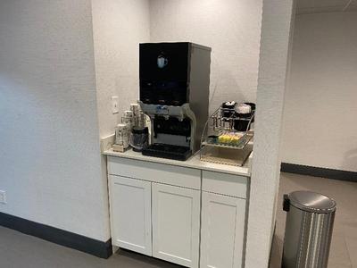 Red Lion Inn & Suites Nashville Airport (CLOSED)
