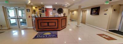 Days Inn & Suites by Wyndham Antioch