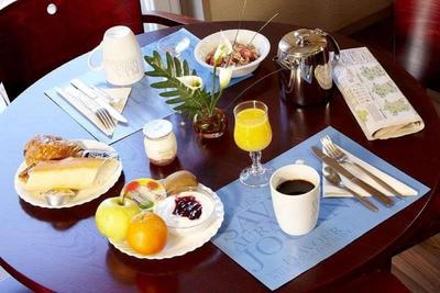 Sure Hotel by Best Western Plaisir