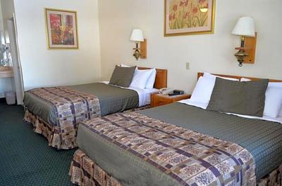 State Game Lodge & Resort