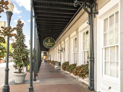 The Marshall House Historic Inns Of Savannah Colle