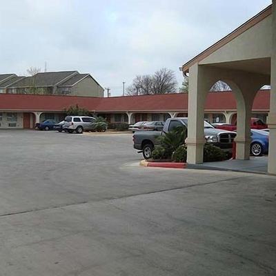 Winnquest Inn