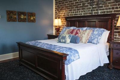 East Bay Inn