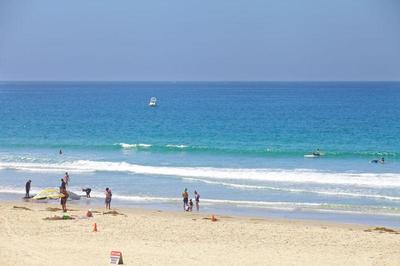 Surfer Beach Hotel