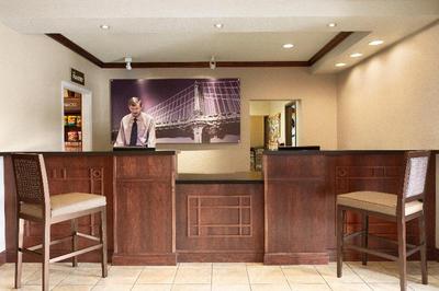 Staybridge Suites Tampa East- Brandon