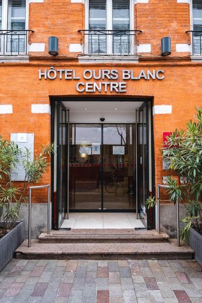 Ours Blanc Toulouse Centre