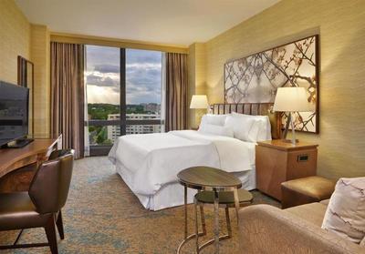 The Westin Crystal City