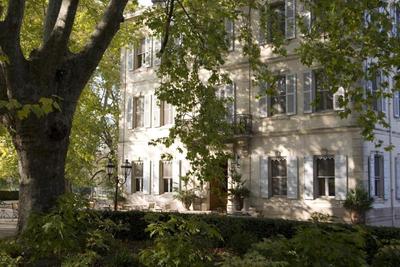 Hotel Château Des Alpilles