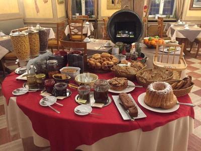 Logis Hotel Au Cerf D'Or