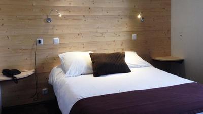 Logis Hotel les Charmilles