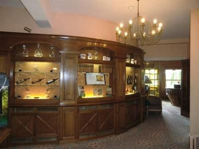 Logis Hostellerie Saint Pierre