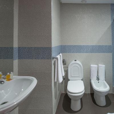 Yaad City Hotel