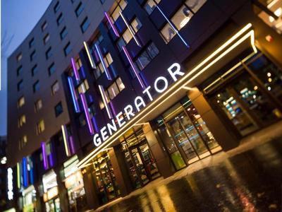Generator Paris