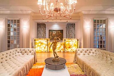Grand Bohemian Charleston, Autograph Collection