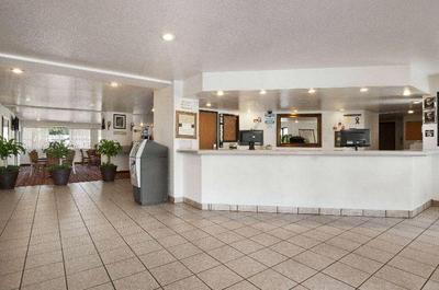 Super 8 by Wyndham Austin North/University Area