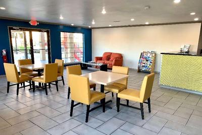 Days Inn by Wyndham Canton (Texas)