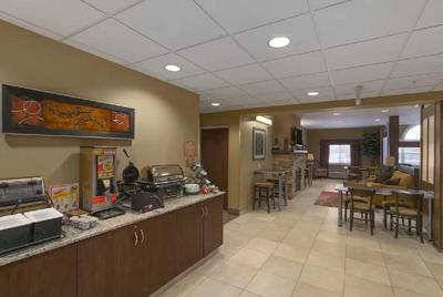 Microtel Inn & Suites By Wyndham Minot