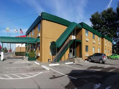 Travelodge by Wyndham Beckley