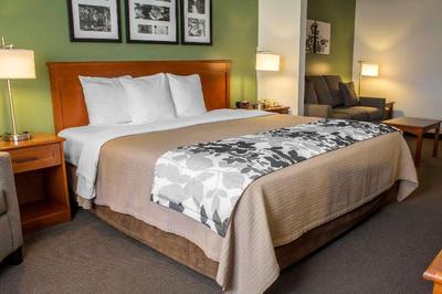 Sleep Inn & Suites Charles City Area