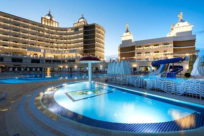 Oz Hotels Sui