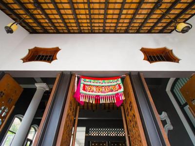 Little Nyonya Hotel