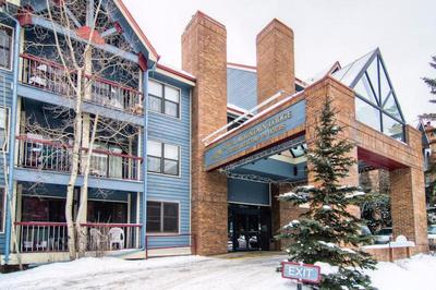River Mountain Lodge 