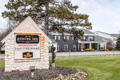 Aurora Inn Hotel & Event Center, Ascend collection