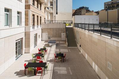The Social Hub Paris La Defense