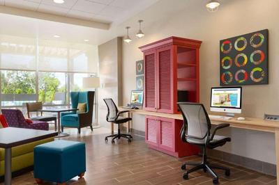 Home2 Suites by Hilton Albany Airport/Wolf Rd
