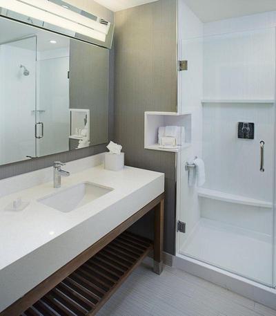 Courtyard by Marriott Dallas Carrollton