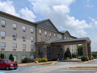 Best Western Plus Columbus North Ft. Moor