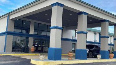 Motel 6