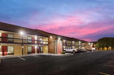 Econo Lodge Madison, AL