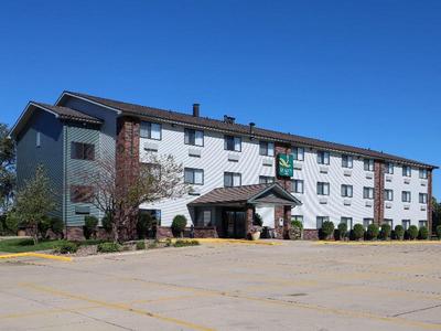 Quality Inn & Suites Bloomington