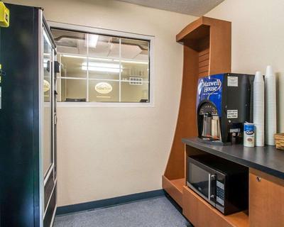 Birch Hill Suites Columbia – Hwy 63 & I-70