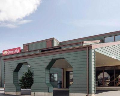 Econo Lodge Watertown