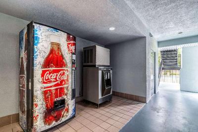 Quality Inn & Suites Canton Canton area