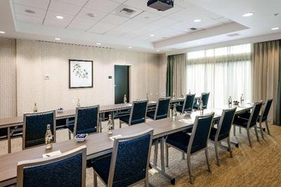 Hampton Inn & Suites Seattle/Northgate, WA