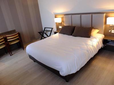 Hotel De Flore Montmartre