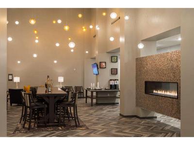 Hampton Inn & Suites Minneapolis University Area
