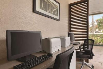 Country Inn & Suites by Radisson, San Diego North